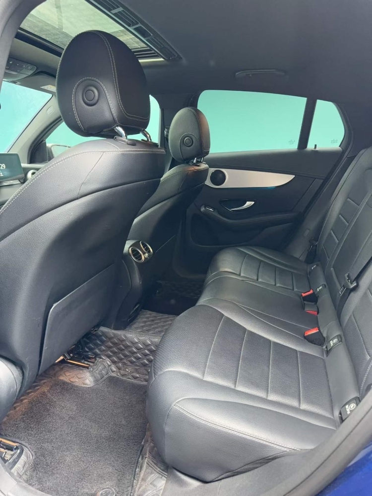 成都19年奔驰GLC4