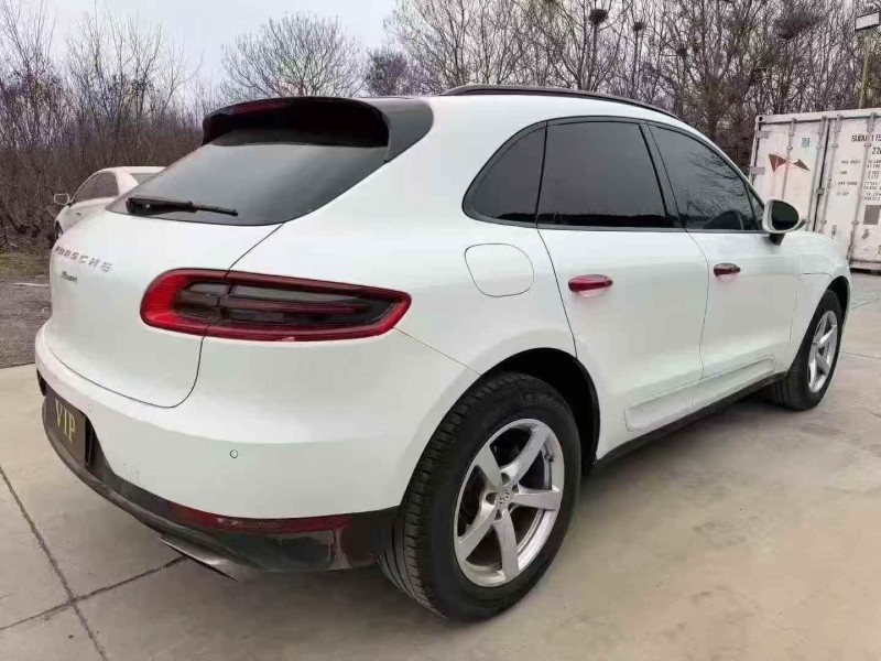 东营17年保时捷Macan6