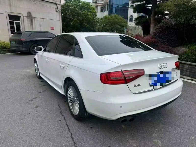 嘉兴15年奥迪A4L3