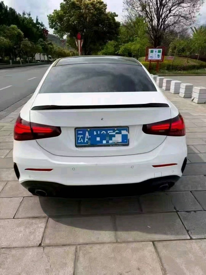 遂宁24年奔驰A8