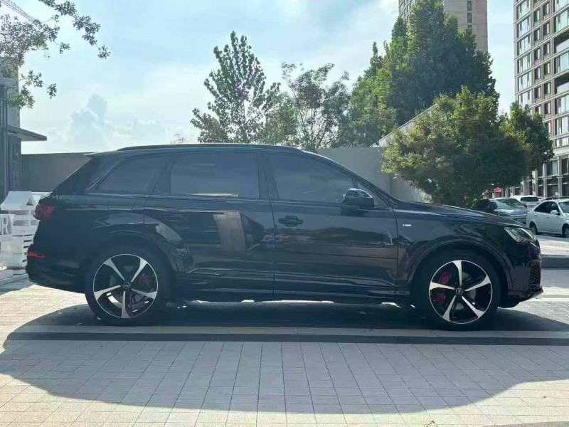 徐州23年奥迪Q77