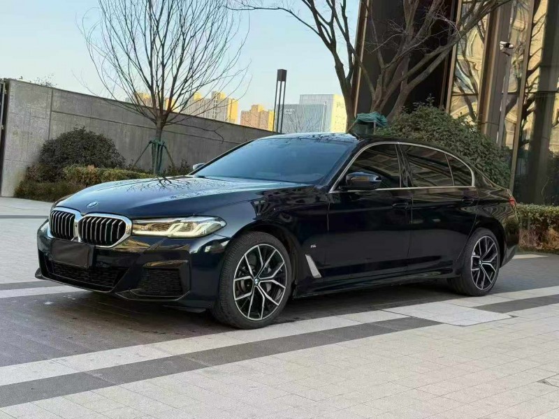 徐州22年宝马5系3