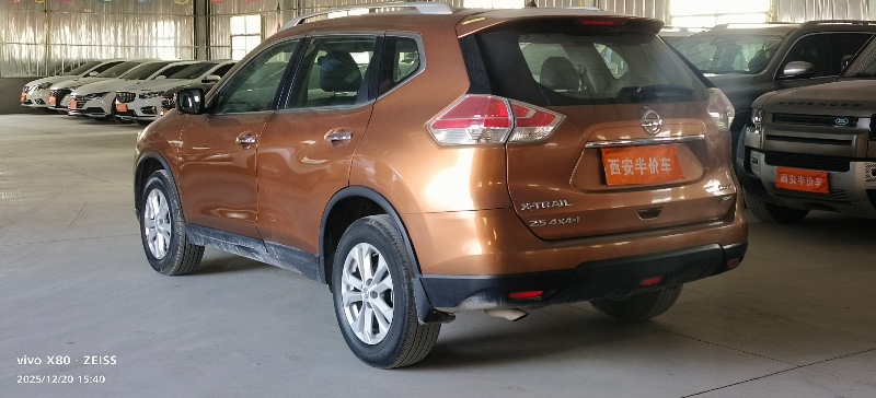 西安17年日产奇骏3