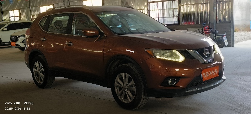 西安17年日产奇骏5