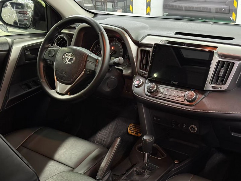 广州19年丰田RAV4荣放6