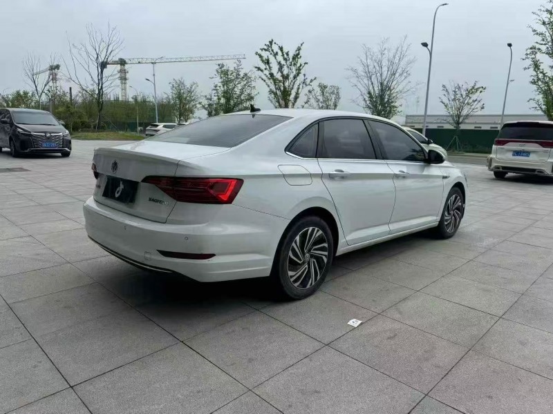 苏州22年大众速腾8