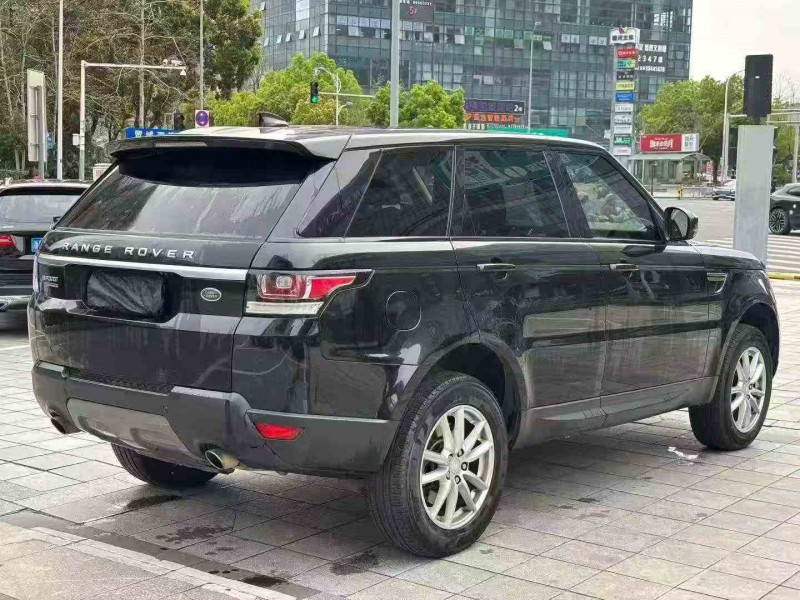 绍兴18年路虎揽胜运动8