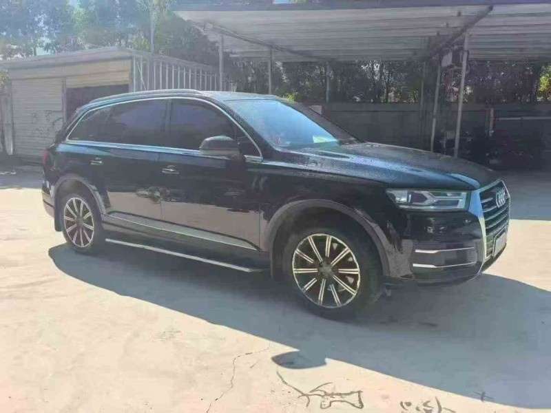 昭通16年奥迪Q73