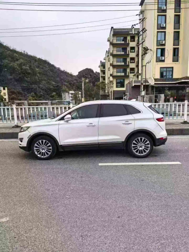 北海16年林肯MKC7