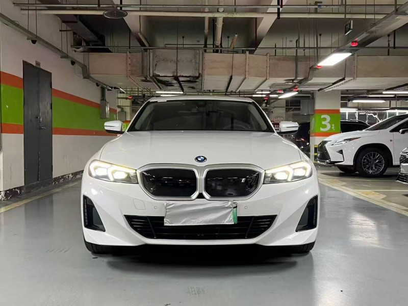 成都23年宝马I31