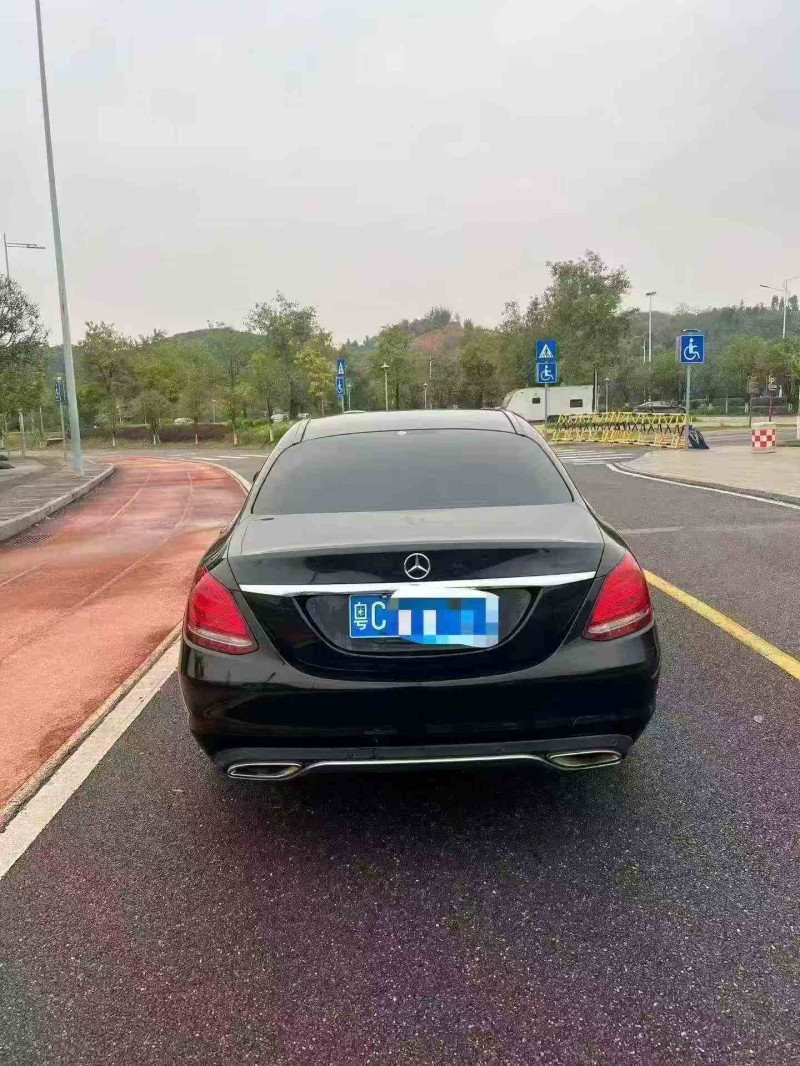 贵港15年奔驰C9