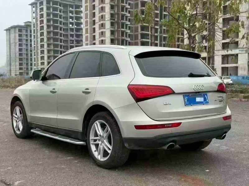 北海17年奥迪Q58