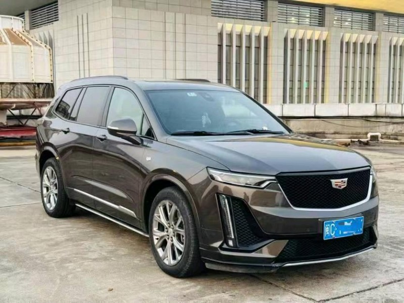 东莞20年凯迪拉克XT52