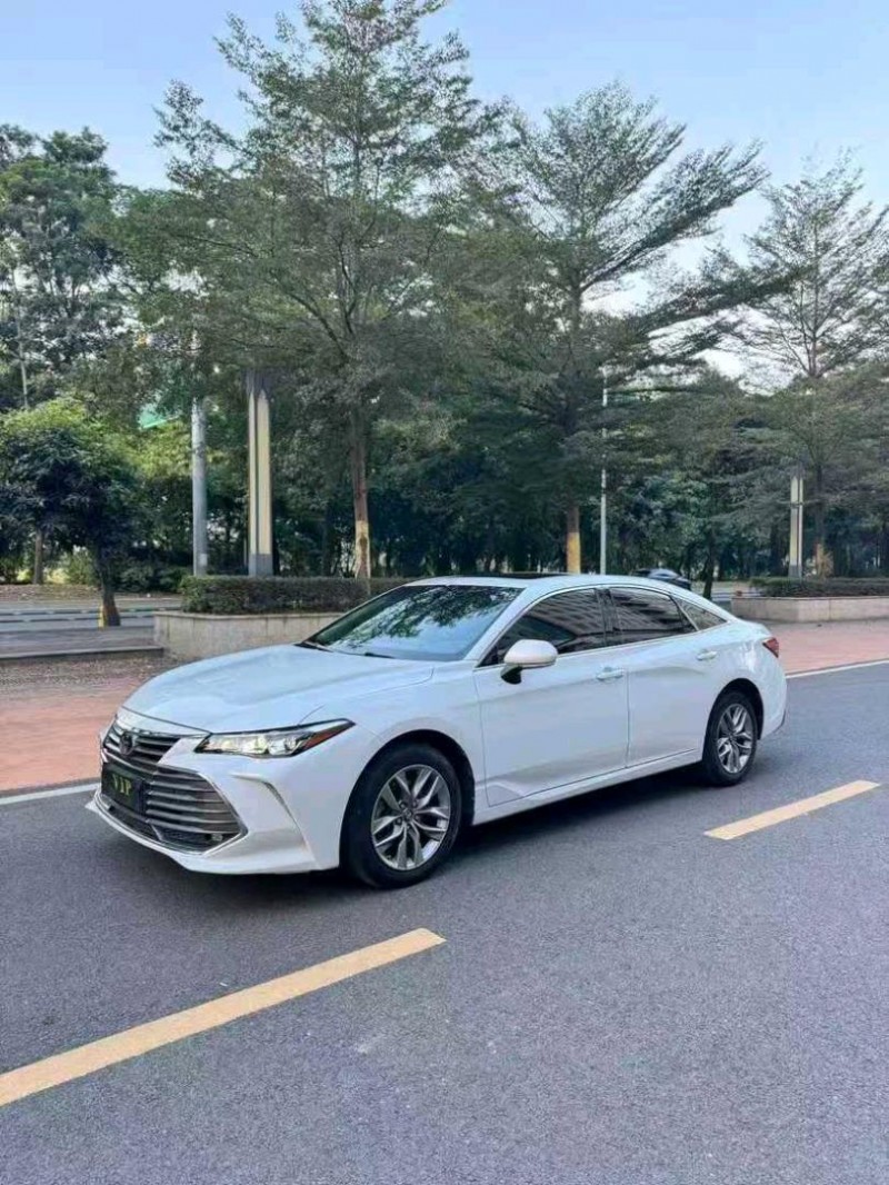 东莞22年丰田亚洲龙2