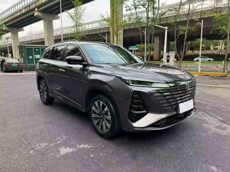 岳阳25年长安汽车CS752