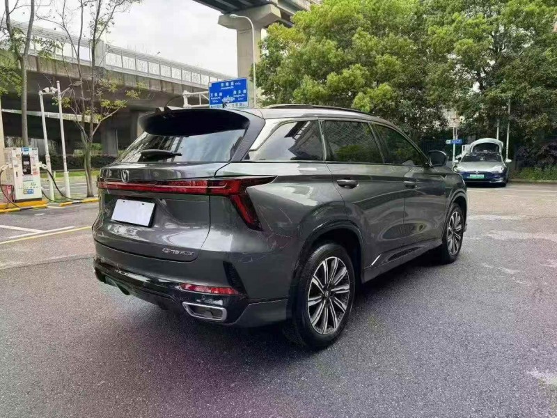 岳阳25年长安汽车CS757
