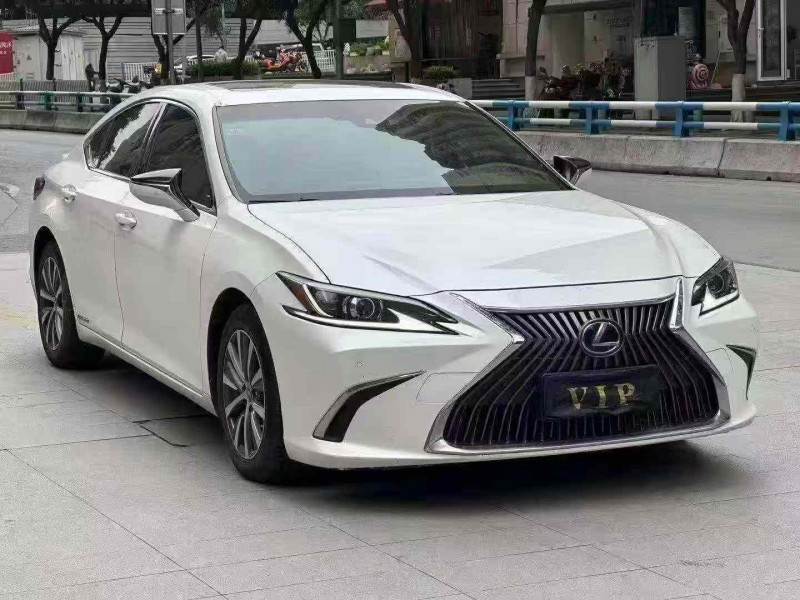 重庆19年雷克萨斯ES2