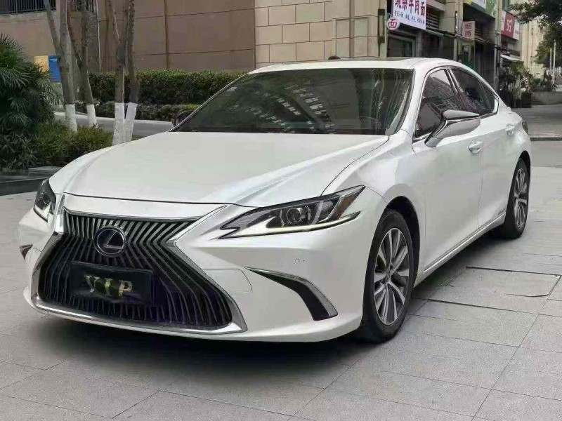 重庆19年雷克萨斯ES3
