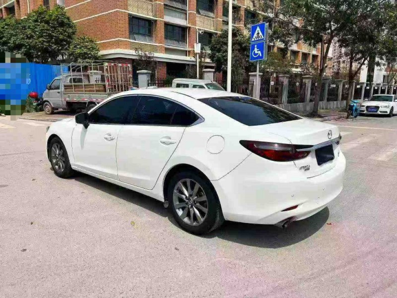 南宁21年马自达阿特兹8