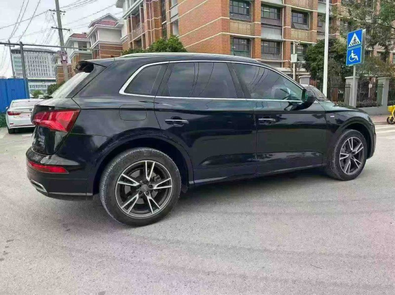 南宁20年奥迪Q57