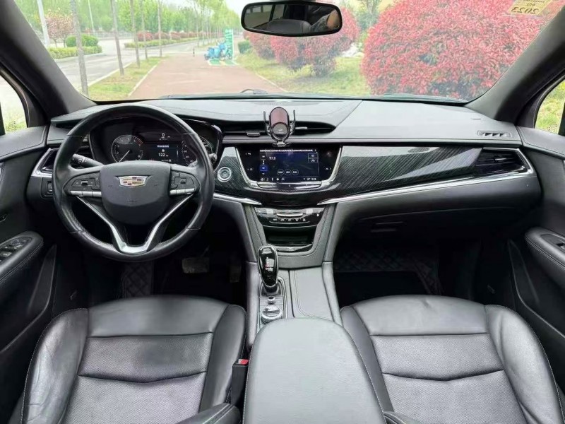 枣庄21年凯迪拉克XT66