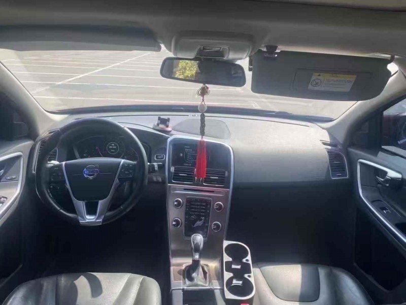 东营17年沃尔沃XC604