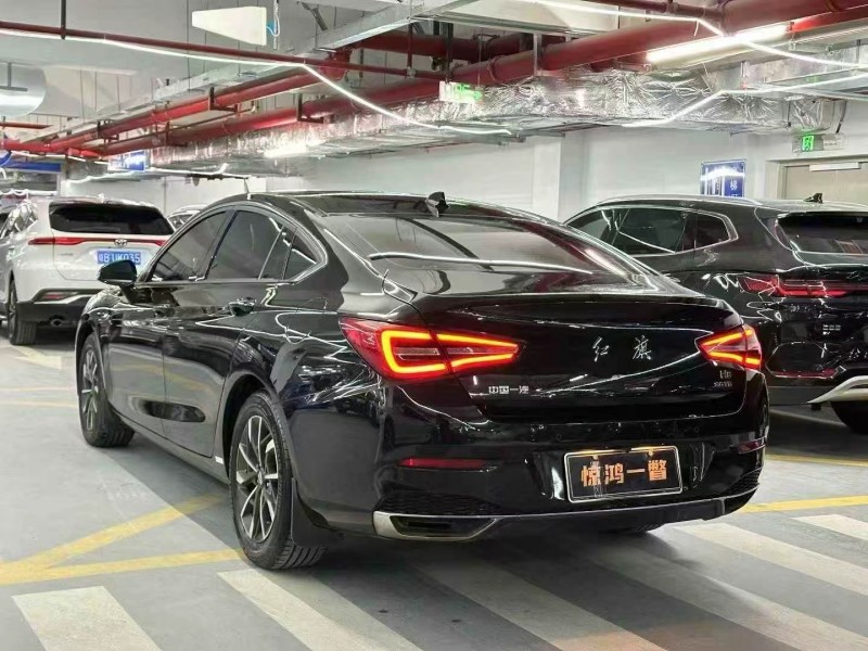 深圳22年红旗H57