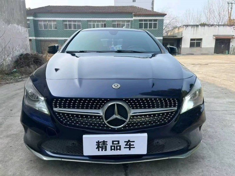 襄阳18年奔驰CLA1