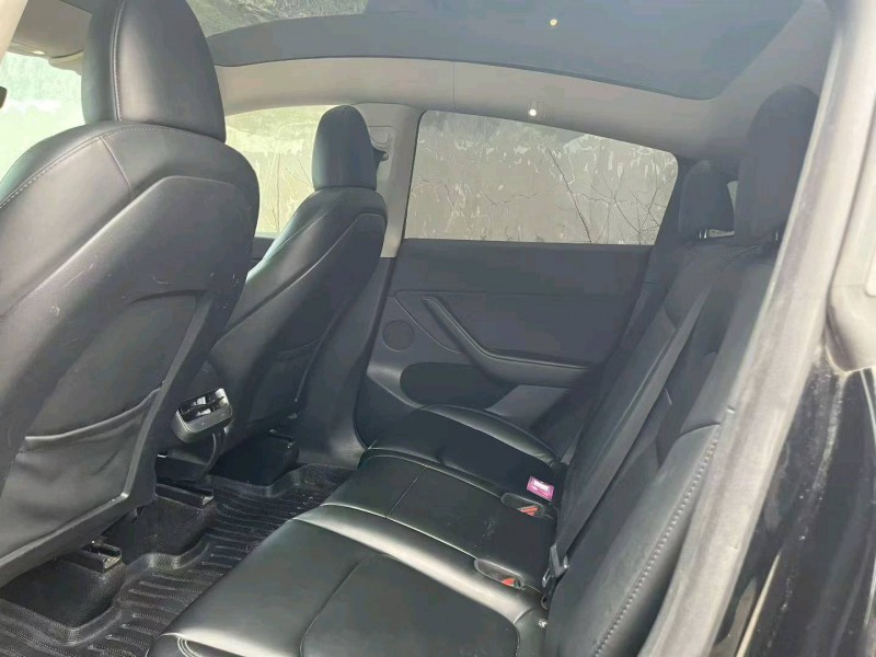 襄阳23年特斯拉MODEL Y7
