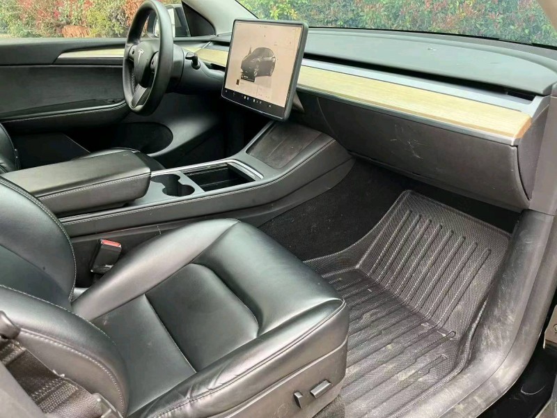 襄阳23年特斯拉MODEL Y9