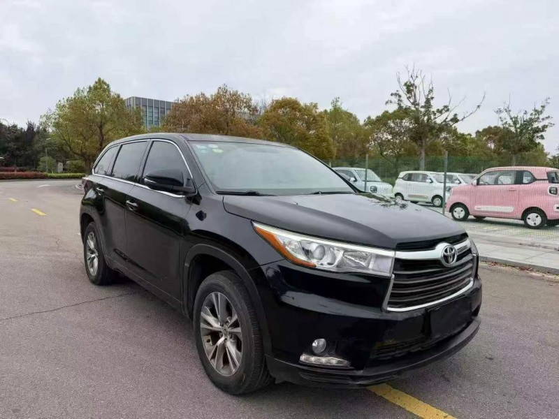 淮安16年丰田汉兰达3