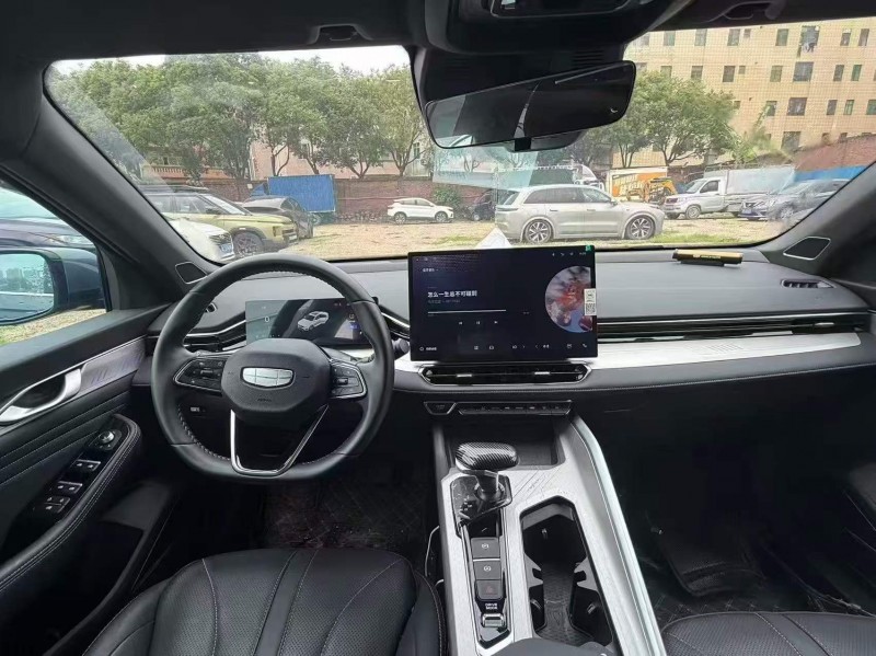 东莞25年吉利星瑞5