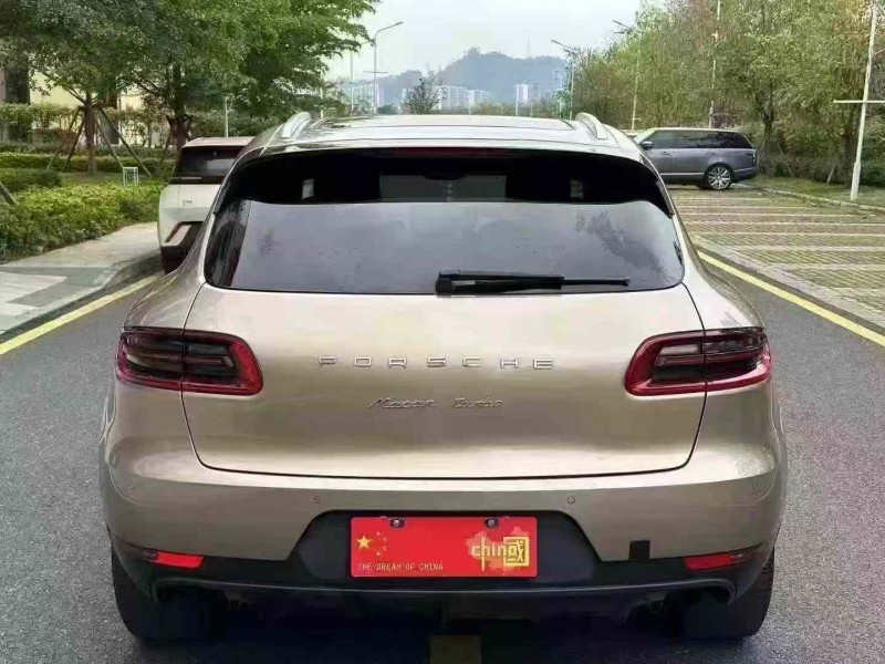 广州15年保时捷Macan9