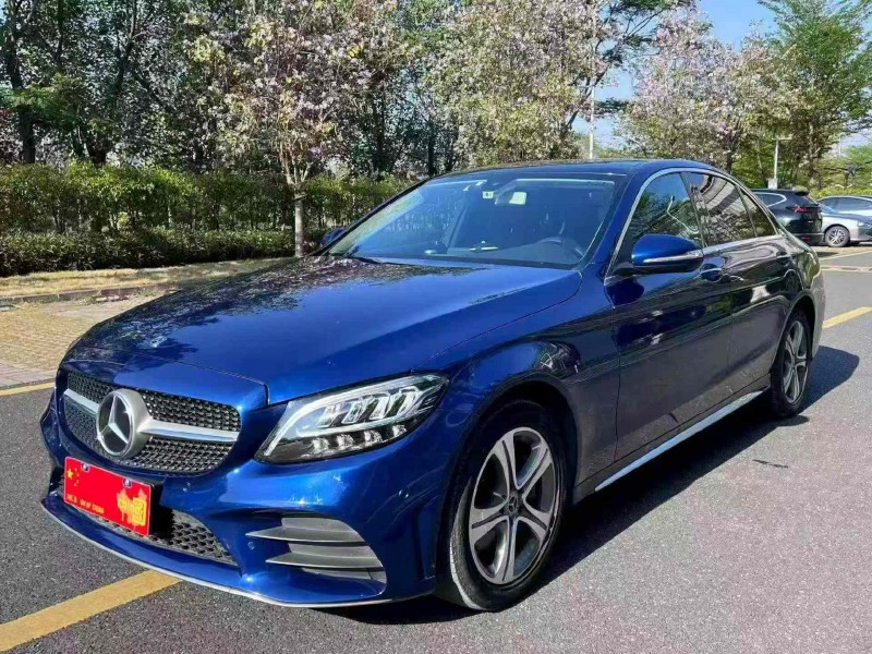 广州19年奔驰GLC2
