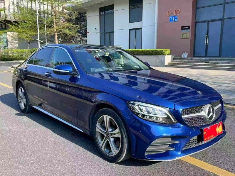 广州19年奔驰GLC3