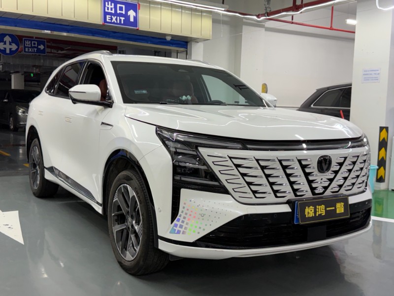 深圳25年长安汽车CS756