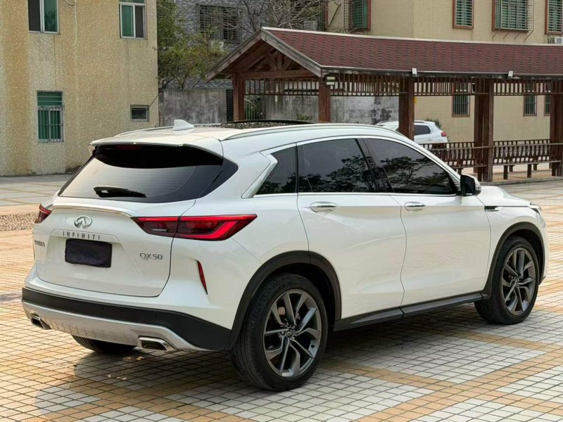 汕头23年英菲尼迪QX508