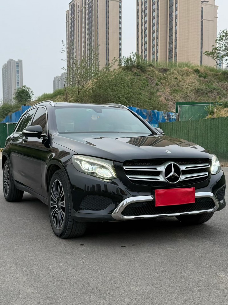郑州17年奔驰GLC2