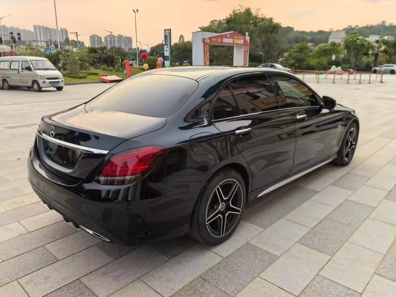 广州22年奔驰C7