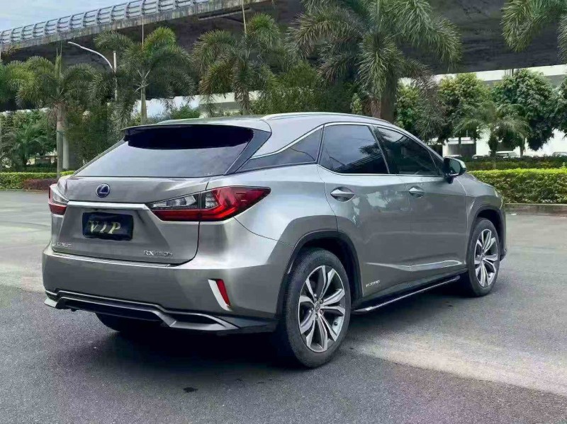 南平17年雷克萨斯RX8
