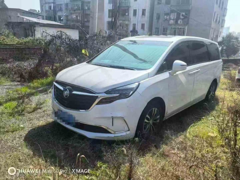 萍乡21年别克GL82