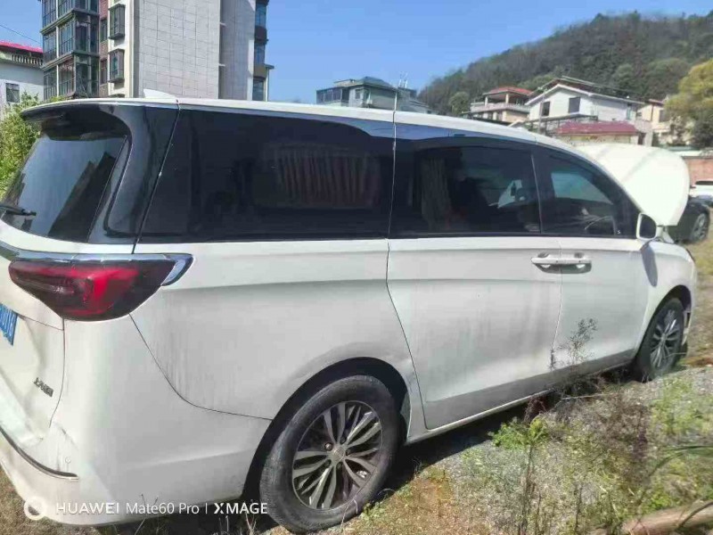 萍乡21年别克GL84