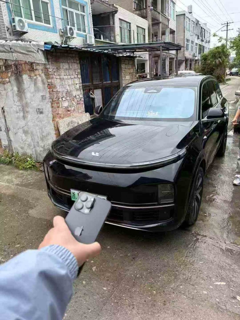 嘉兴23年理想L82