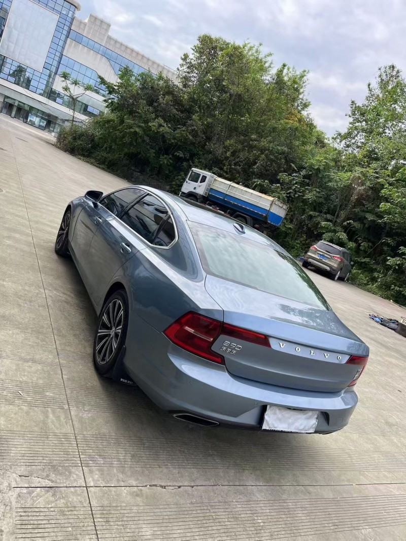 乐山17年沃尔沃S906