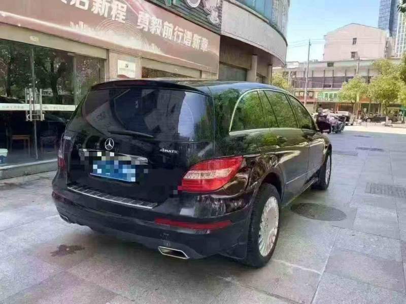 南通13年奔驰R8