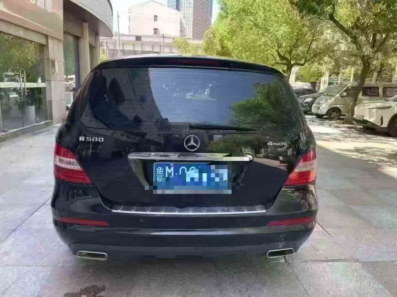 南通13年奔驰R9