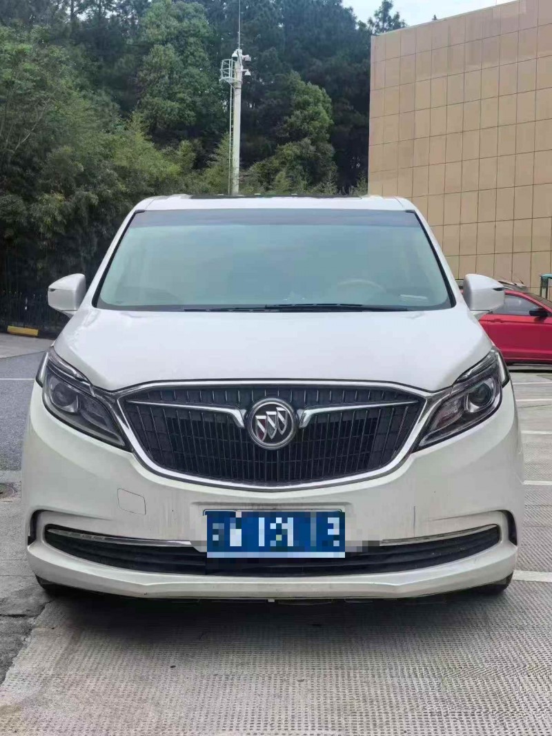 嘉兴19年别克GL81