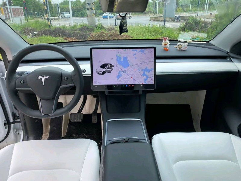 武汉23年特斯拉MODEL Y4