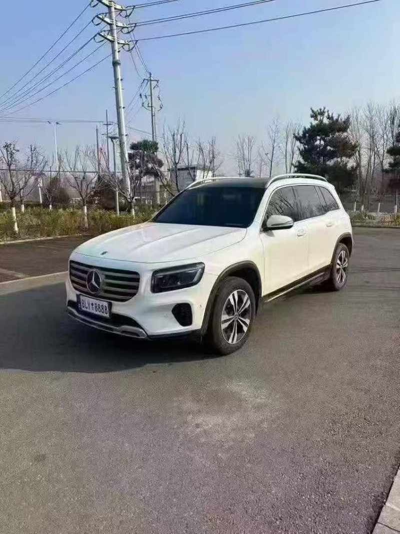 东营23年奔驰GLB3