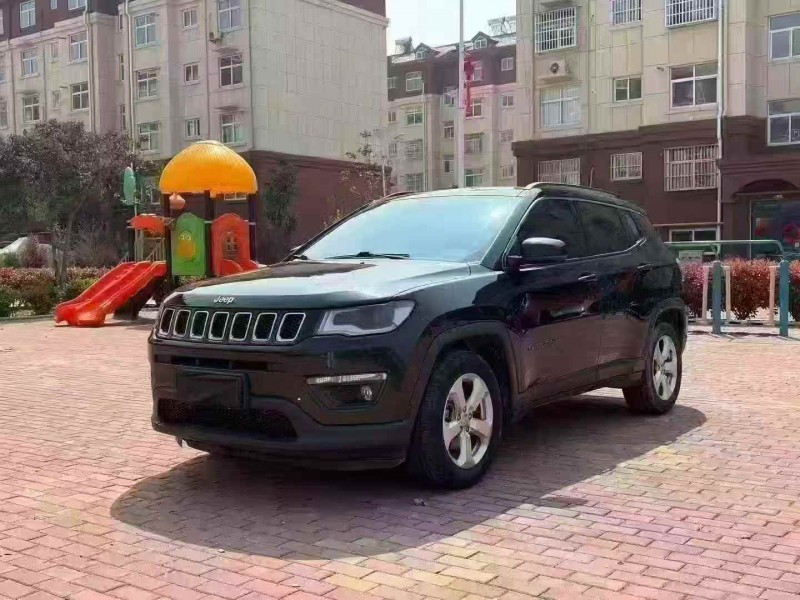 济宁19年Jeep指南者2